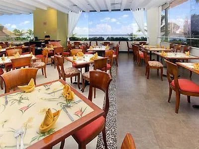 Club Royal Solaris Cancun 4*,