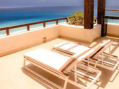 Club Royal Solaris Cancun Hotel