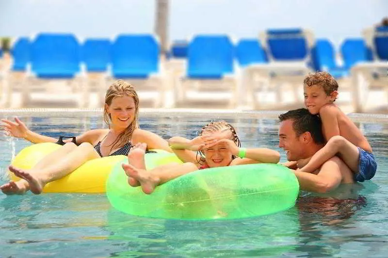 Club Royal Solaris Cancún Hotel